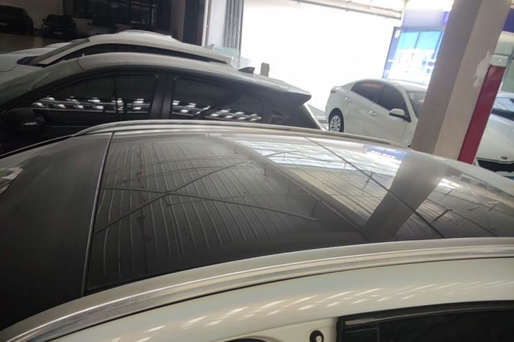 Used Mercedes-Benz GLA 2017 GLA 200 Fashion Model Roof