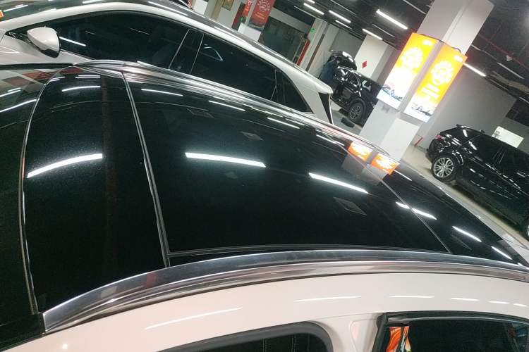 Used Mercedes-Benz GLA 2017 GLA 200 Fashion Model Roof