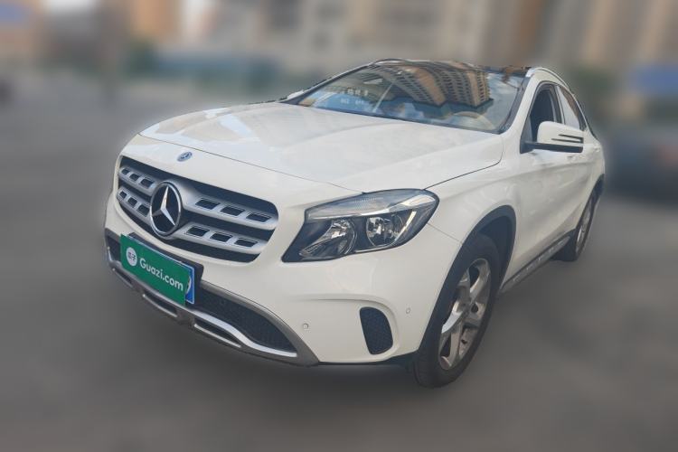 Used Mercedes-Benz GLA 2017 GLA 200 Sport Edition Guazi used car, China used car export, Used car for sale, Used  cars, Cheapest cars for sale