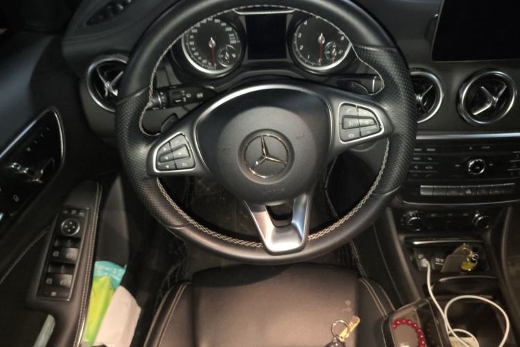 Used Mercedes-Benz GLA 2017 GLA 200 Fashion Model Steering Wheel