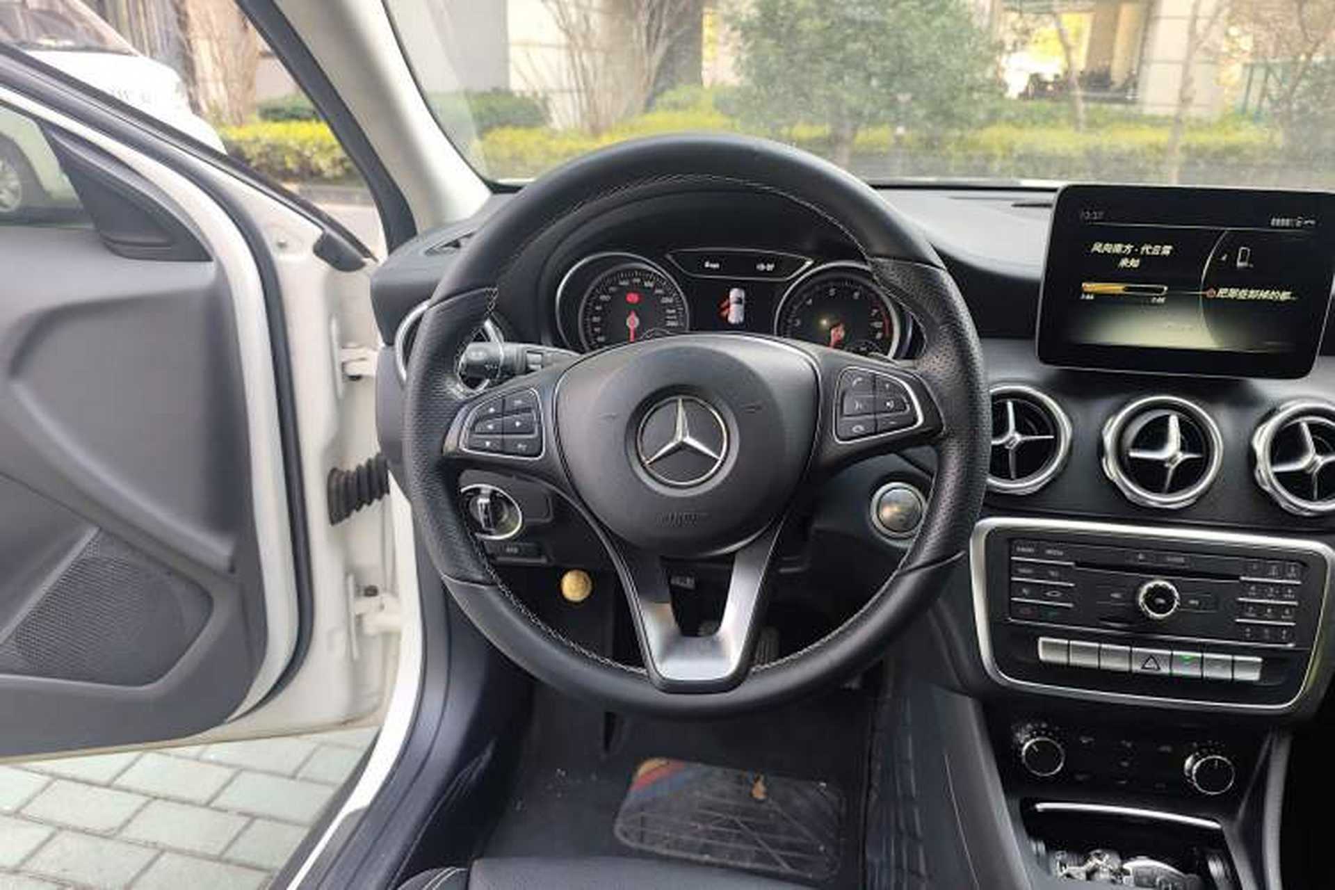 Used Mercedes-Benz GLA 2017 GLA 200 Fashion Model Steering Wheel