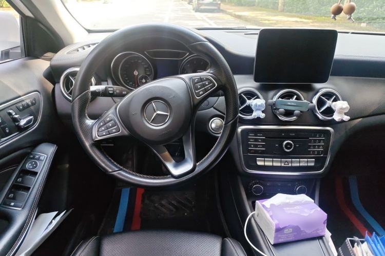 Used Mercedes-Benz GLA 2017 GLA 200 Fashion Model Steering Wheel