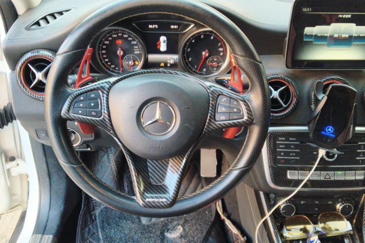 Used Mercedes-Benz GLA 2017 GLA 200 Fashion Model Steering Wheel