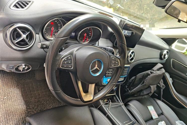 Used Mercedes-Benz GLA 2017 GLA 200 Fashion Model Steering Wheel
