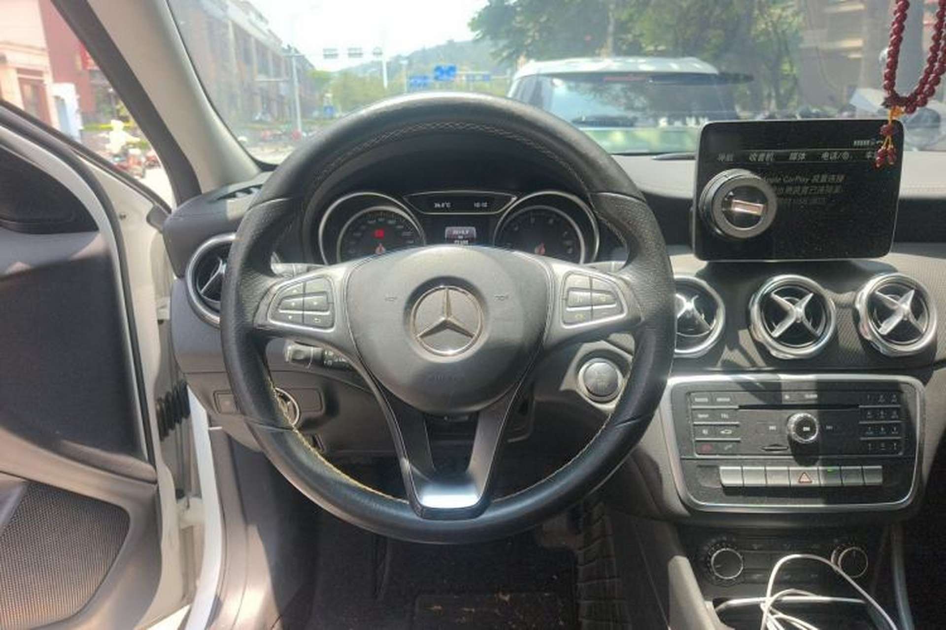 Used Mercedes-Benz GLA 2017 GLA 200 Fashion Model Steering Wheel