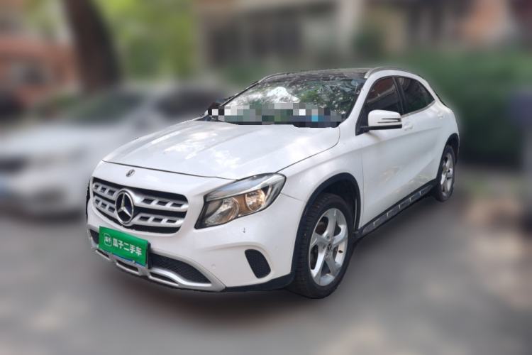 Used Mercedes-Benz GLA 2017 GLA 200 Sport Edition Guazi used car, China used car export, Used car for sale, Used  cars, Cheapest cars for sale