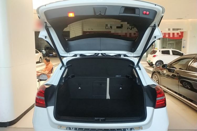 Used Mercedes-Benz GLA 2017 GLA 200 Sport Edition Trunk