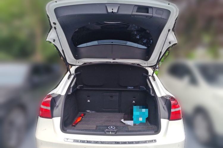 Used Mercedes-Benz GLA 2017 GLA 200 Fashion Model Trunk