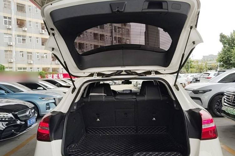 Used Mercedes-Benz GLA 2017 GLA 200 Fashion Model Trunk