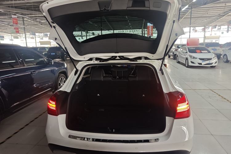 Used Mercedes-Benz GLA 2017 GLA 200 Sport Edition Trunk