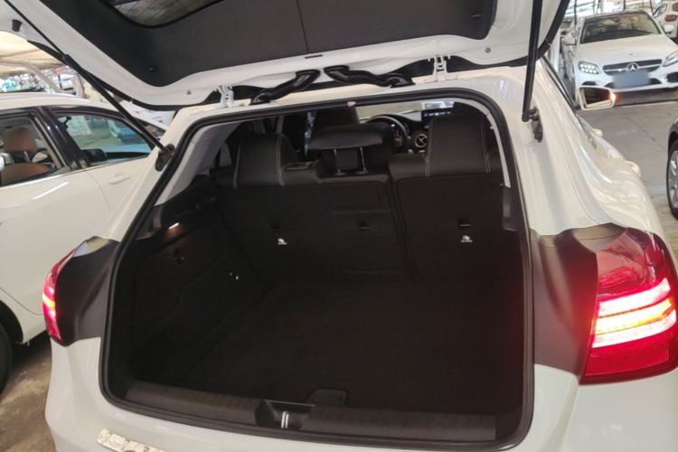 Used Mercedes-Benz GLA 2017 GLA 200 Fashion Model Trunk
