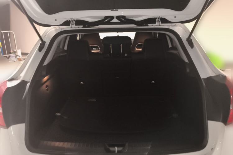 Used Mercedes-Benz GLA 2017 GLA 200 Fashion Model Trunk