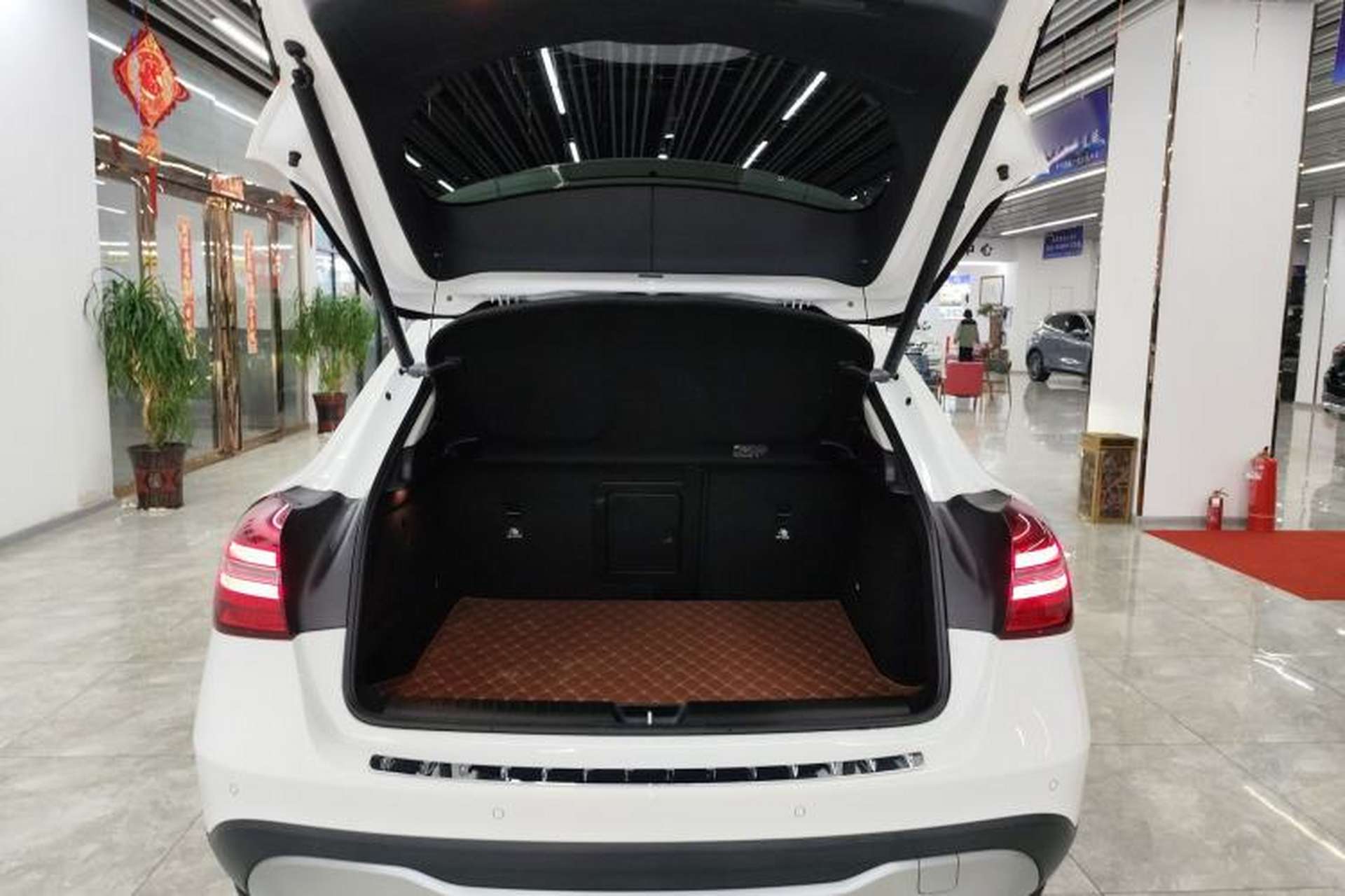 Used Mercedes-Benz GLA 2017 GLA 220 4MATIC Luxury Model Trunk