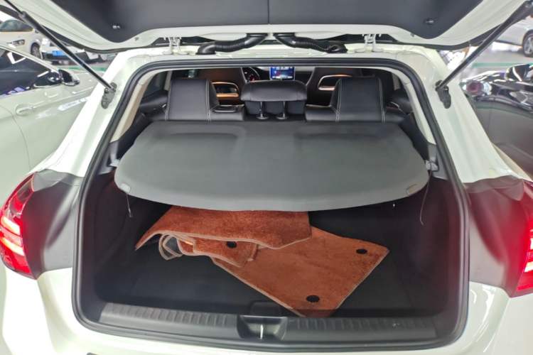 Used Mercedes-Benz GLA 2017 GLA 200 Sport Edition Trunk