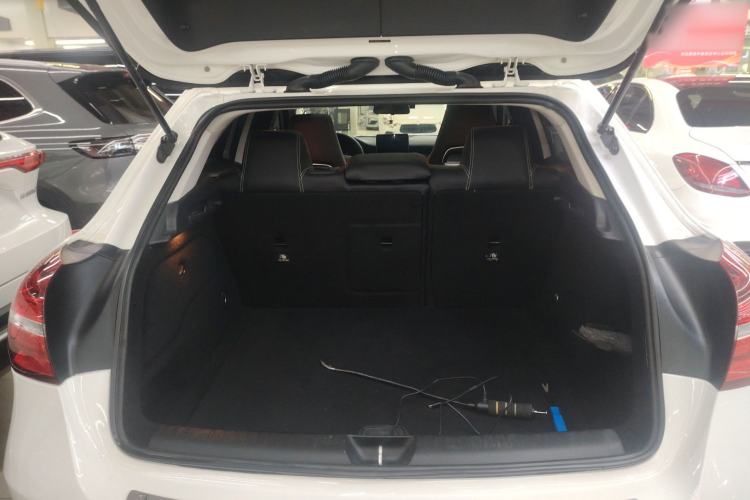 Used Mercedes-Benz GLA 2017 GLA 200 Fashion Model Trunk