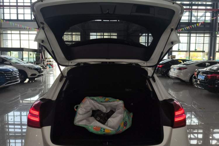 Used Mercedes-Benz GLA 2017 GLA 200 Sport Edition Trunk