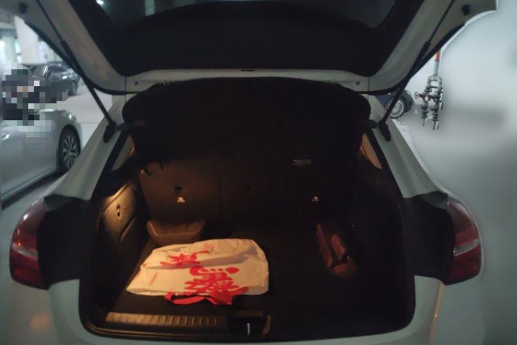 Used Mercedes-Benz GLA 2017 GLA 200 Fashion Model Trunk