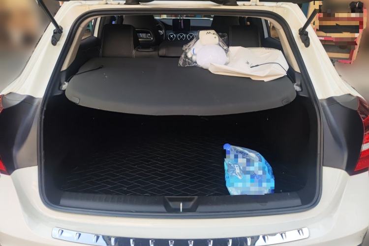 Used Mercedes-Benz GLA 2017 GLA 200 Fashion Model Trunk