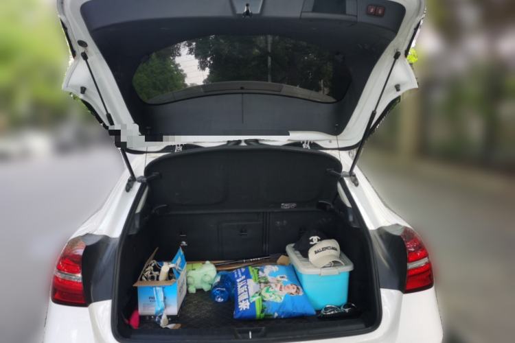 Used Mercedes-Benz GLA 2017 GLA 200 Fashion Model Trunk