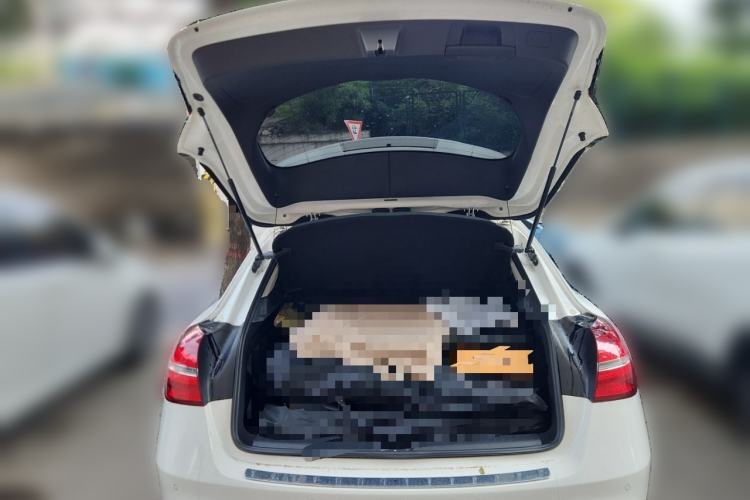 Used Mercedes-Benz GLA 2017 GLA 200 Fashion Model Trunk