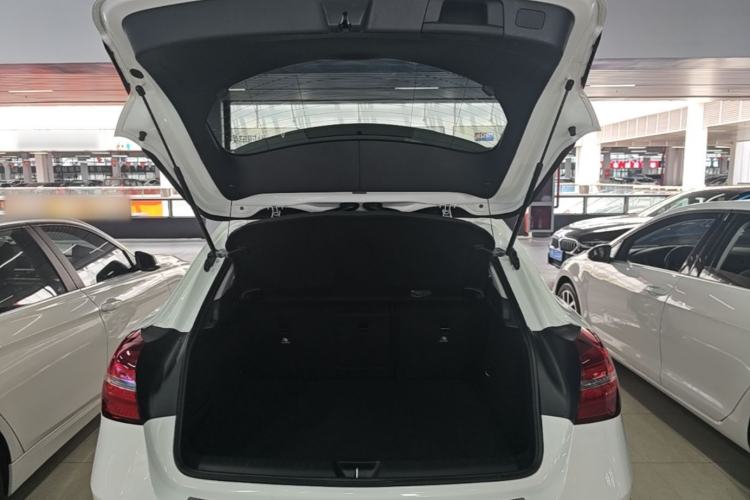 Used Mercedes-Benz GLA 2017 GLA 200 Sport Edition Trunk