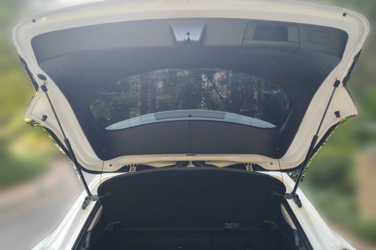 Used Mercedes-Benz GLA 2017 GLA 220 4MATIC Fashion Model Trunk