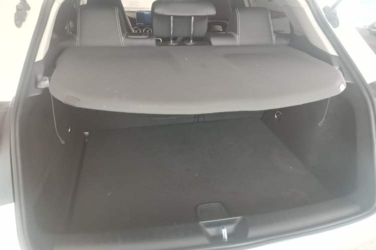 Used Mercedes-Benz GLA 2017 GLA 200 Fashion Model Trunk