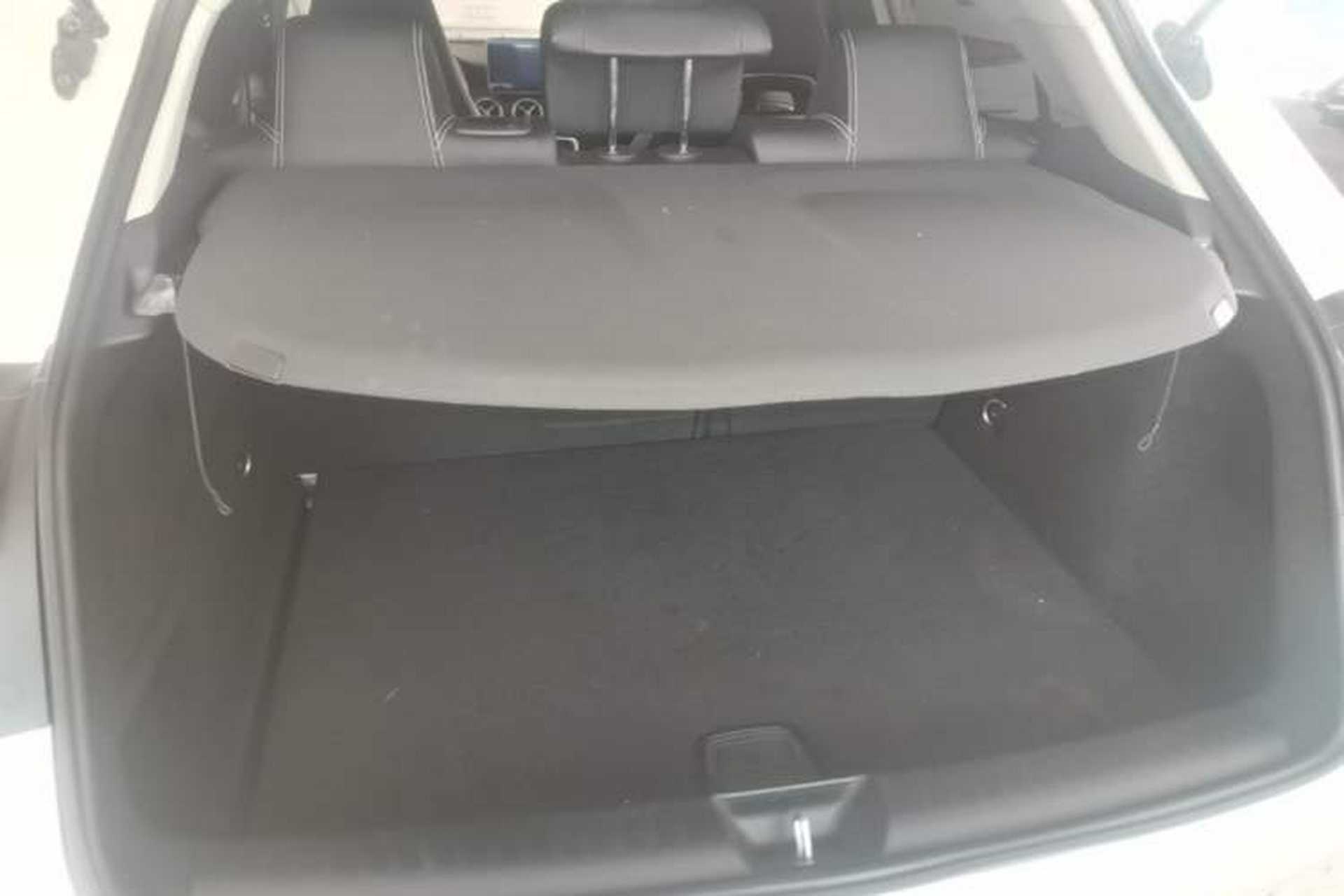 Used Mercedes-Benz GLA 2017 GLA 200 Fashion Model Trunk