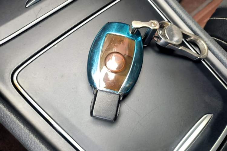 Used Mercedes-Benz GLA 2017 GLA 200 Fashion Model Vehicle Key