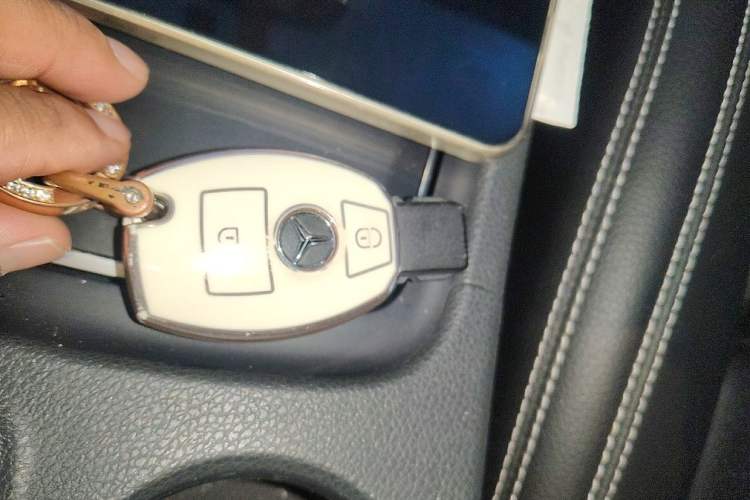 Used Mercedes-Benz GLA 2017 GLA 200 Sport Edition Vehicle Key