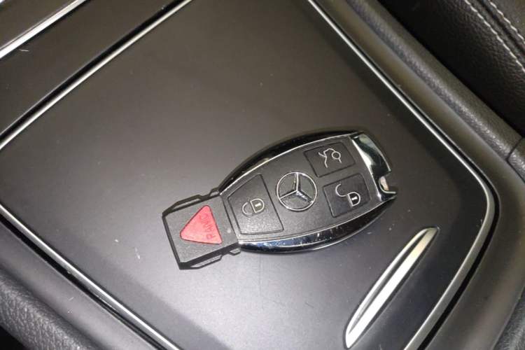 Used Mercedes-Benz GLA 2017 GLA 200 Fashion Model Vehicle Key
