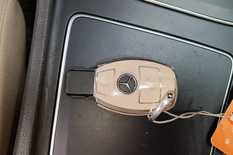 Used Mercedes-Benz GLA 2017 GLA 200 Fashion Model Vehicle Key