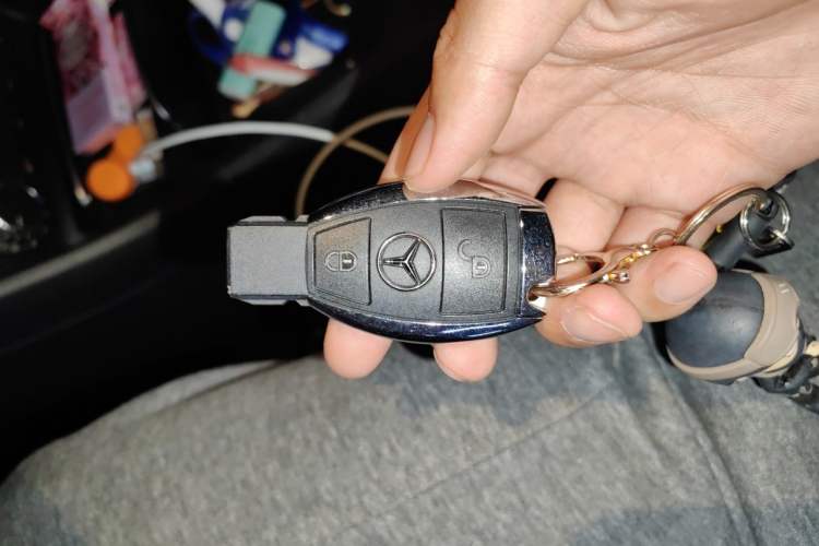 Used Mercedes-Benz GLA 2017 GLA 220 4MATIC Fashion Model Vehicle Key