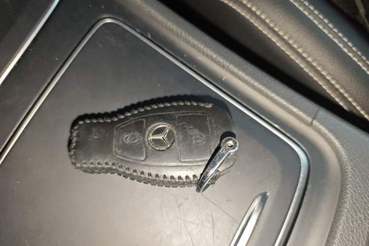 Used Mercedes-Benz GLA 2017 GLA 200 Fashion Model Vehicle Key