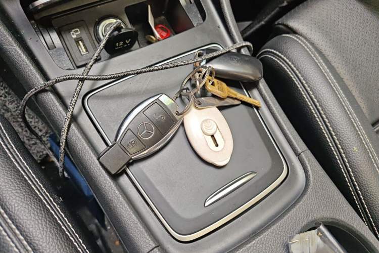 Used Mercedes-Benz GLA 2017 GLA 200 Fashion Model Vehicle Key