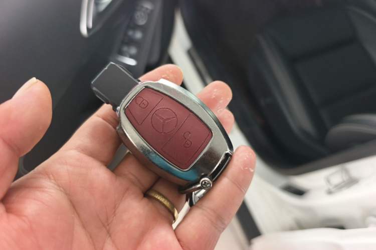 Used Mercedes-Benz GLA 2017 GLA 200 Fashion Model Vehicle Key