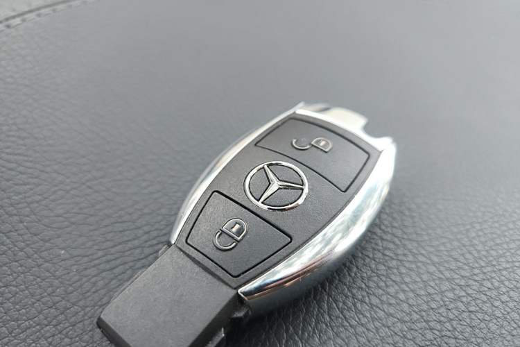 Used Mercedes-Benz GLA 2017 GLA 200 Fashion Model Vehicle Key