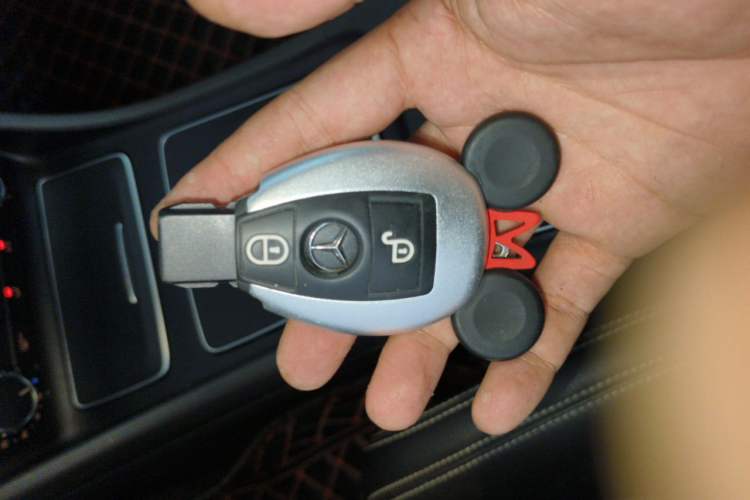 Used Mercedes-Benz GLA 2017 GLA 220 4MATIC Fashion Model Vehicle Key