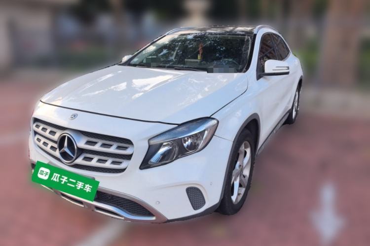 Used Mercedes-Benz GLA 2017 GLA 200 Sport Edition Guazi used car, China used car export, Used car for sale, Used  cars, Cheapest cars for sale