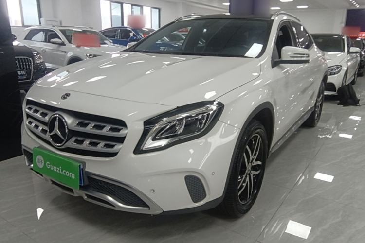 Used Mercedes-Benz GLA 2017 GLA 200 Fashion Model Guazi used car, China used car export, Used car for sale, Used cars, Cheapest cars for sale
