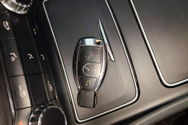 Used Mercedes-Benz GLA 2017 GLA 200 Sport Edition Vehicle Key