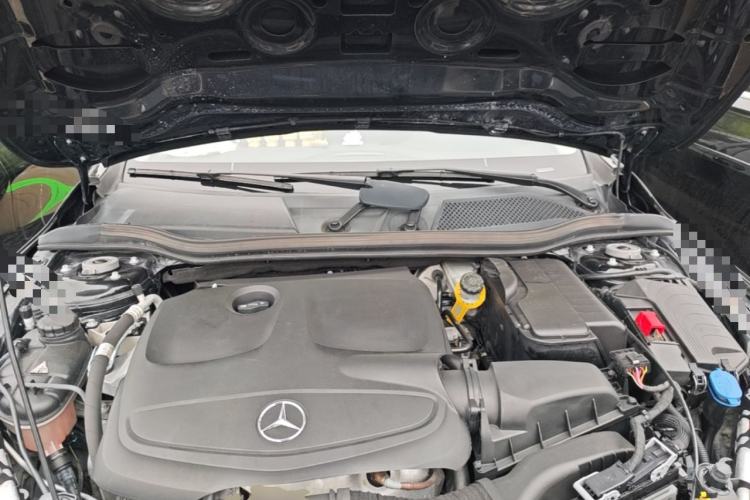 Used Mercedes-Benz GLA 2018 GLA 200 Fashion Model Engine Bay