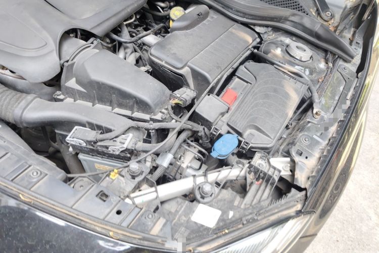 Used Mercedes-Benz GLA 2018 GLA 200 Sport Edition Engine Bay Left