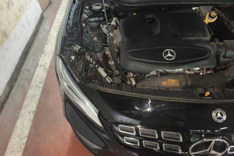 Used Mercedes-Benz GLA 2018 GLA 220 4MATIC Sport Edition Engine Bay Right
