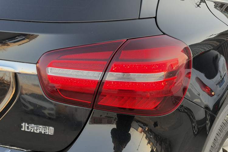 Used Mercedes-Benz GLA 2018 GLA 200 Sport Edition Exterior 3