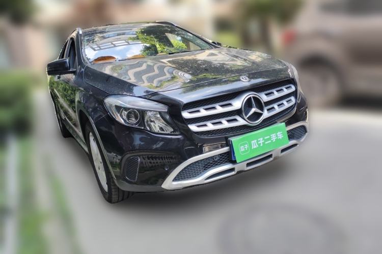 Used Mercedes-Benz GLA 2018 GLA 200 Sport Edition Front Right 45 Deg