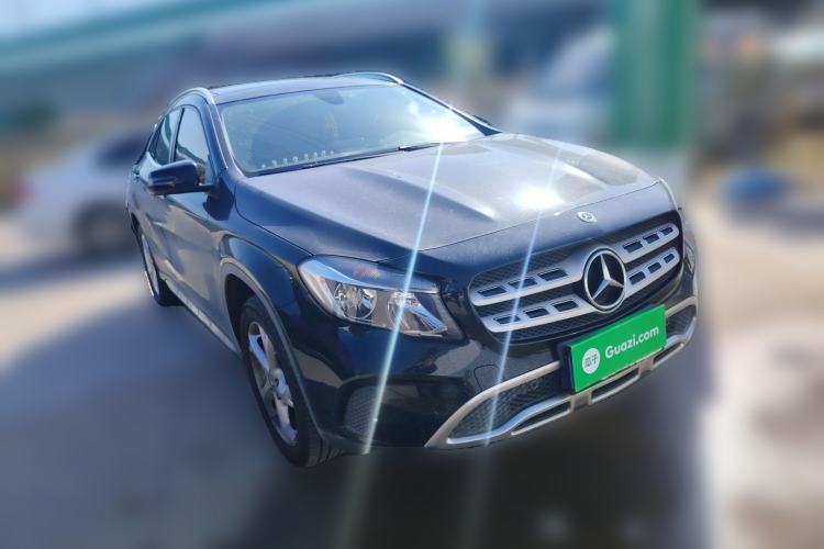 Used Mercedes-Benz GLA 2018 GLA 200 Sport Edition Front Right 45 Deg
