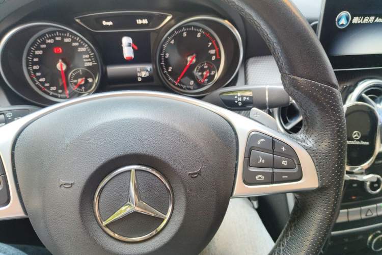 Used Mercedes-Benz GLA 2018 GLA 200 Sport Edition Gear Lever