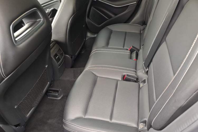 Used Mercedes-Benz GLA 2018 GLA 200 Fashion Model Interior 4