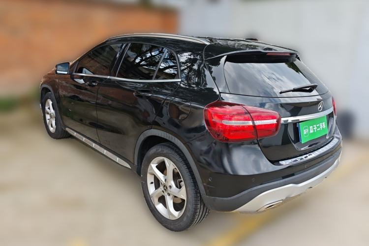 Used Mercedes-Benz GLA 2018 GLA 200 Fashion Model Rear Left 45 Deg